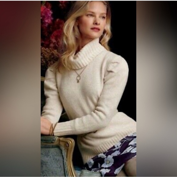 CABI #3889 - Midweight Tuck Turtleneck Puff Sleeve Pullover Knit Sweater medium - Picture 2 of 6